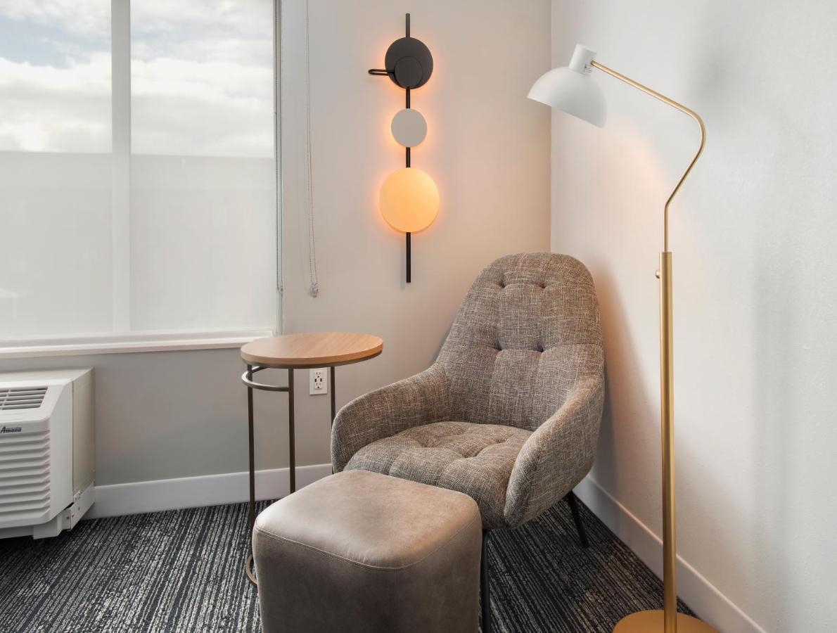 Towneplace Suites Portland Airport Me Южен Портланд Екстериор снимка